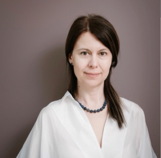 Д-Р СИЯНА ЖИВКОВА