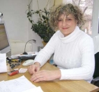 Д-Р ВЕСЕЛИНА РАЕВА
